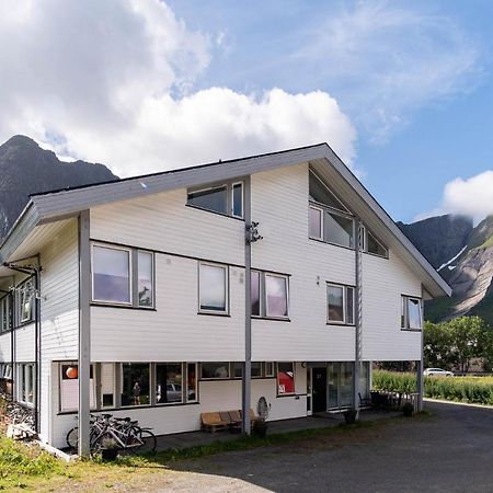 Reine Basecamp - Apartments & Rooms Zewnętrze zdjęcie